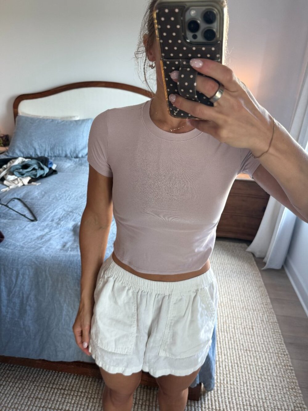 Beyond Yoga Featherweight Cropped Tee Light Pink Size Small